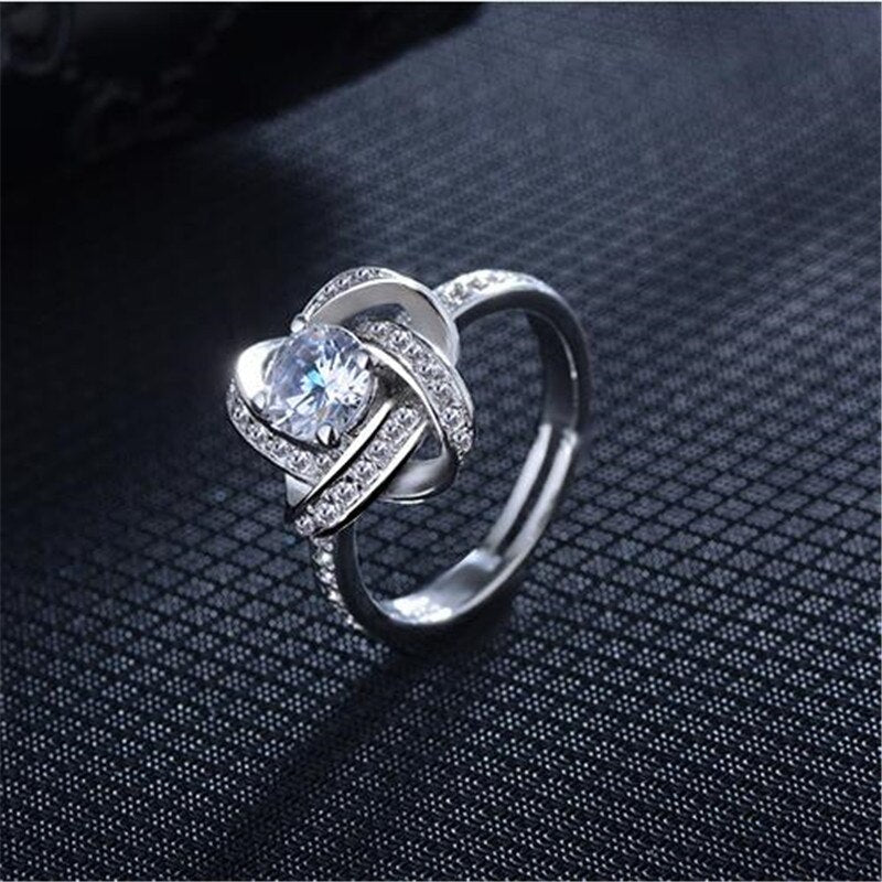 EVERLOVE: "Heart Knot" Sterling Silver Ring